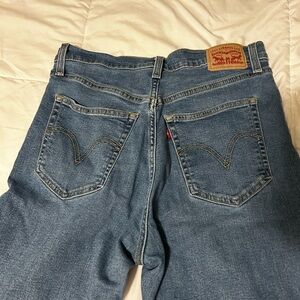 Levi jeans